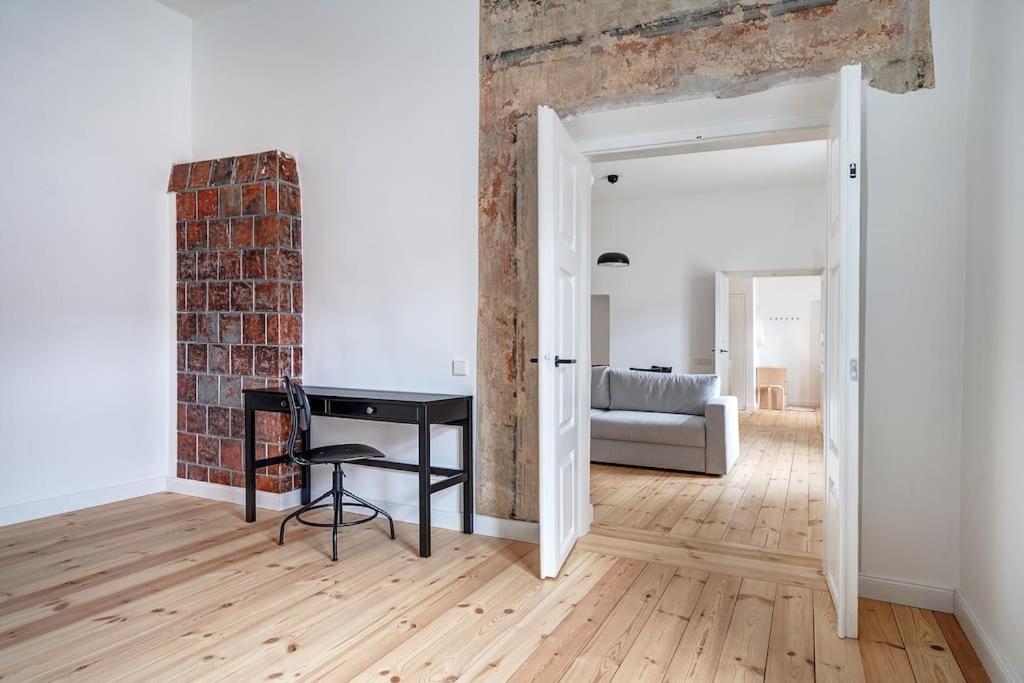 Spacious 2-Bedroom Flat In Old Town By Urban Rent Βίλνιους Εξωτερικό φωτογραφία
