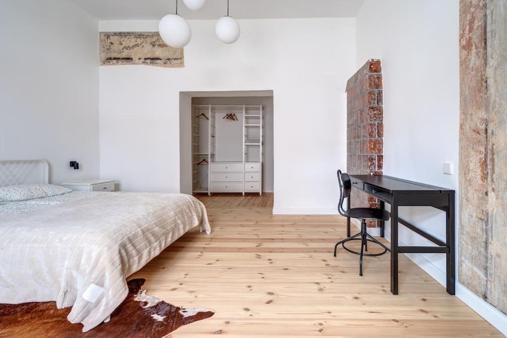 Spacious 2-Bedroom Flat In Old Town By Urban Rent Βίλνιους Εξωτερικό φωτογραφία