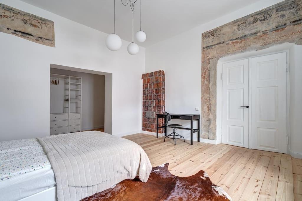 Spacious 2-Bedroom Flat In Old Town By Urban Rent Βίλνιους Εξωτερικό φωτογραφία