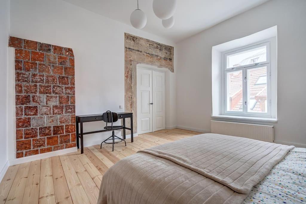 Spacious 2-Bedroom Flat In Old Town By Urban Rent Βίλνιους Εξωτερικό φωτογραφία