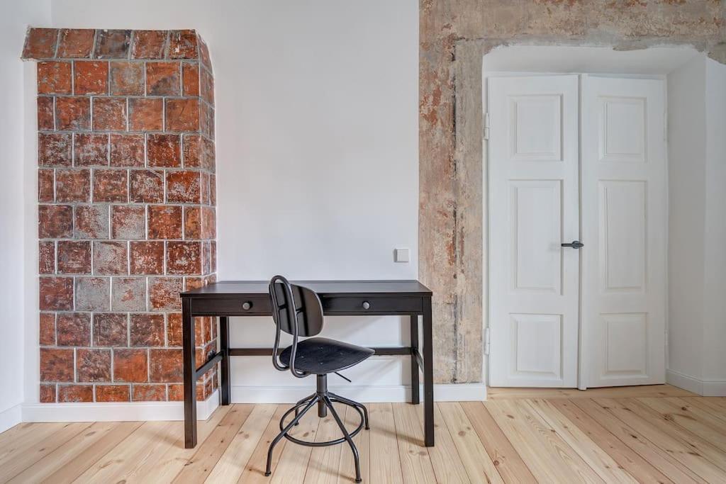 Spacious 2-Bedroom Flat In Old Town By Urban Rent Βίλνιους Εξωτερικό φωτογραφία