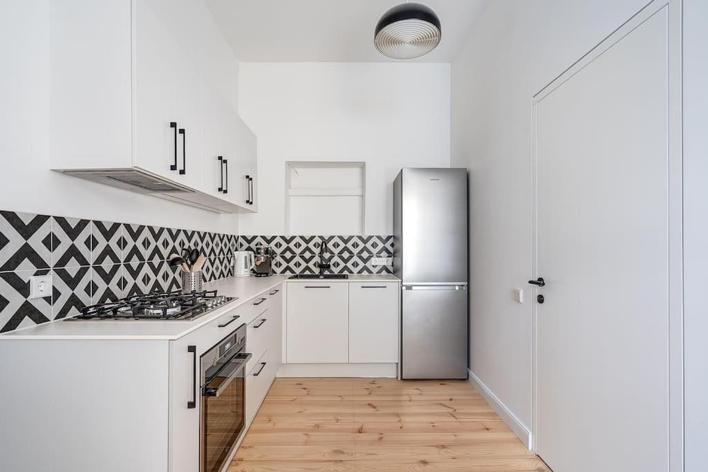 Spacious 2-Bedroom Flat In Old Town By Urban Rent Βίλνιους Εξωτερικό φωτογραφία