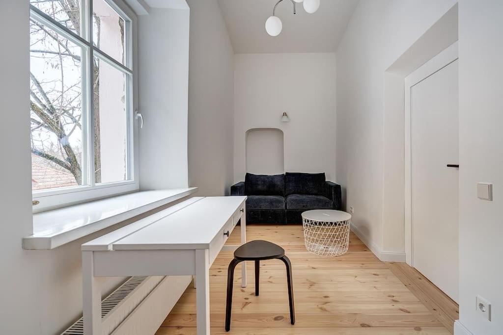 Spacious 2-Bedroom Flat In Old Town By Urban Rent Βίλνιους Εξωτερικό φωτογραφία